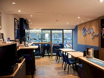 Stuhlführungssystem entworfen, gefertigt und montiert durch goracon